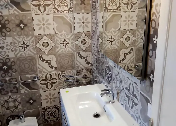 Avenna House In Costa Del Silencio * Arona (Tenerife)