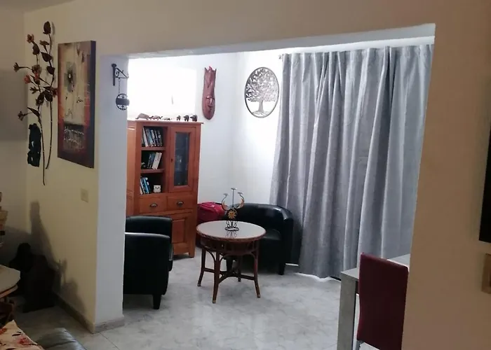 Avenna House In Costa Del Silencio 아파트 *